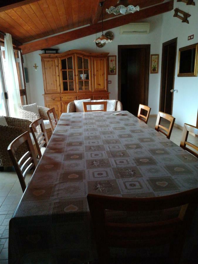 Casa Pinella Villa Villamassargia Luaran gambar