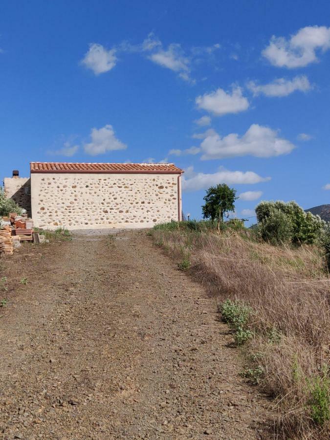 Casa Pinella Villa Villamassargia Luaran gambar