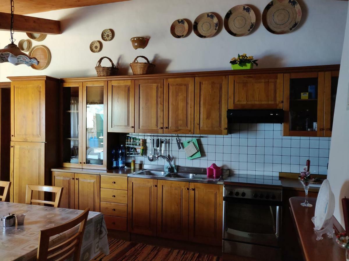 Casa Pinella Villa Villamassargia Luaran gambar